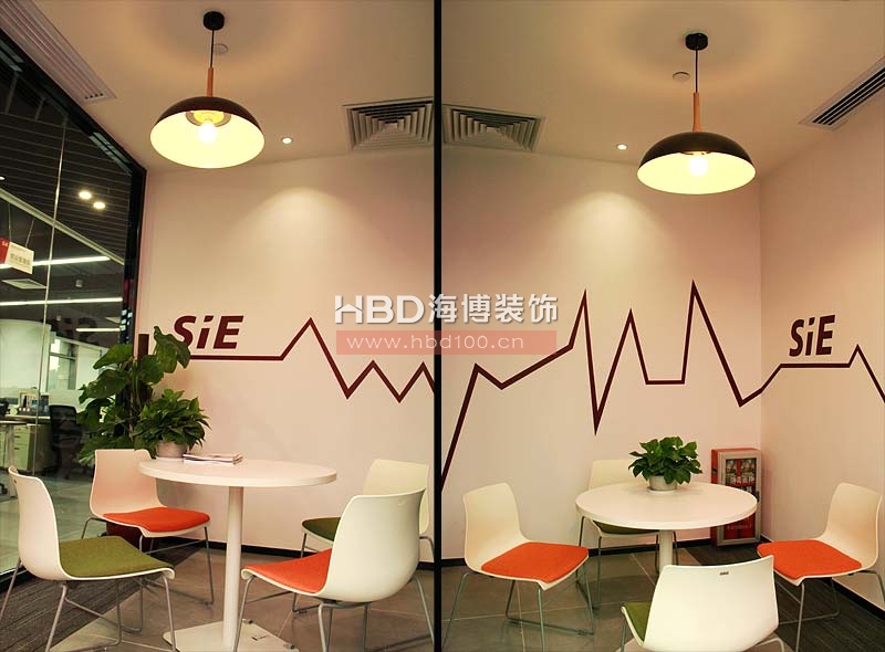 辦公室裝修實(shí)景照,洽談區(qū)裝修設(shè)計(jì).jpg