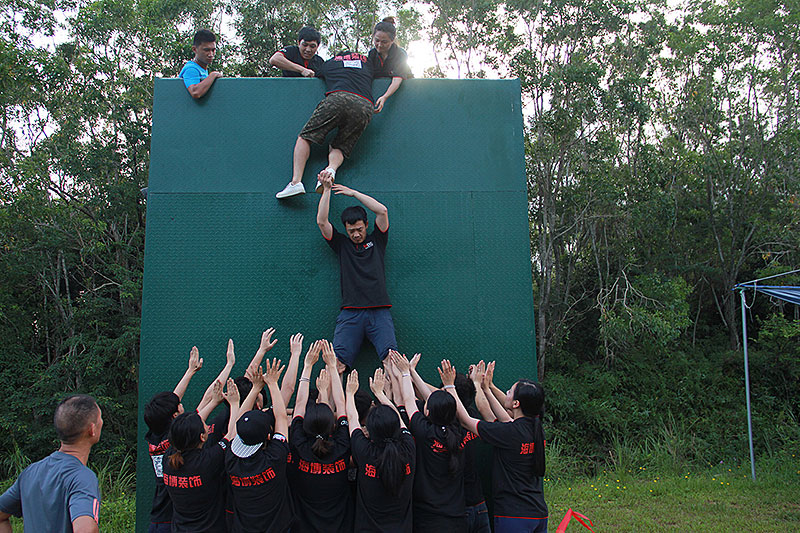 海博裝飾團(tuán)隊(duì)活動(dòng),廣州裝飾公司,拓展訓(xùn)練,海博裝飾.jpg 海博裝飾團(tuán)隊(duì)活動(dòng),廣州裝飾公司,拓展訓(xùn)練,海博裝飾.jpg