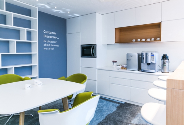 創(chuàng)意辦公室裝修設(shè)計(jì),廣州裝飾公司,辦公室設(shè)計(jì)方案,海博裝飾.jpg 創(chuàng)意辦公室裝修設(shè)計(jì),廣州裝飾公司,辦公室設(shè)計(jì)方案,海博裝飾.jpg