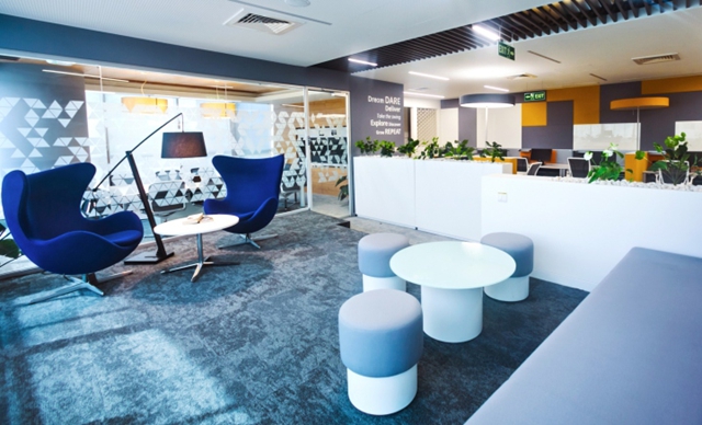 創(chuàng)意辦公室裝修設(shè)計(jì),廣州裝飾公司,辦公室設(shè)計(jì)方案,海博裝飾.jpg 創(chuàng)意辦公室裝修設(shè)計(jì),廣州裝飾公司,辦公室設(shè)計(jì)方案,海博裝飾.jpg